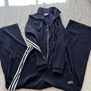 Adidas women’s Black Original Warm up Tracksuit with White Stripes size XS